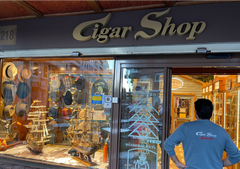 entarada-cigar-shop-1-768x543-png-1755678841